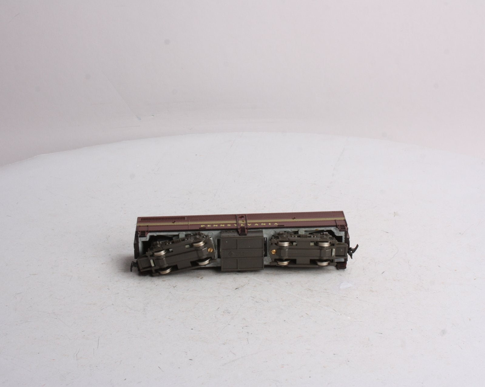 Model Power 842 HO Scale Pennsylvania Powered FB2 B Unit