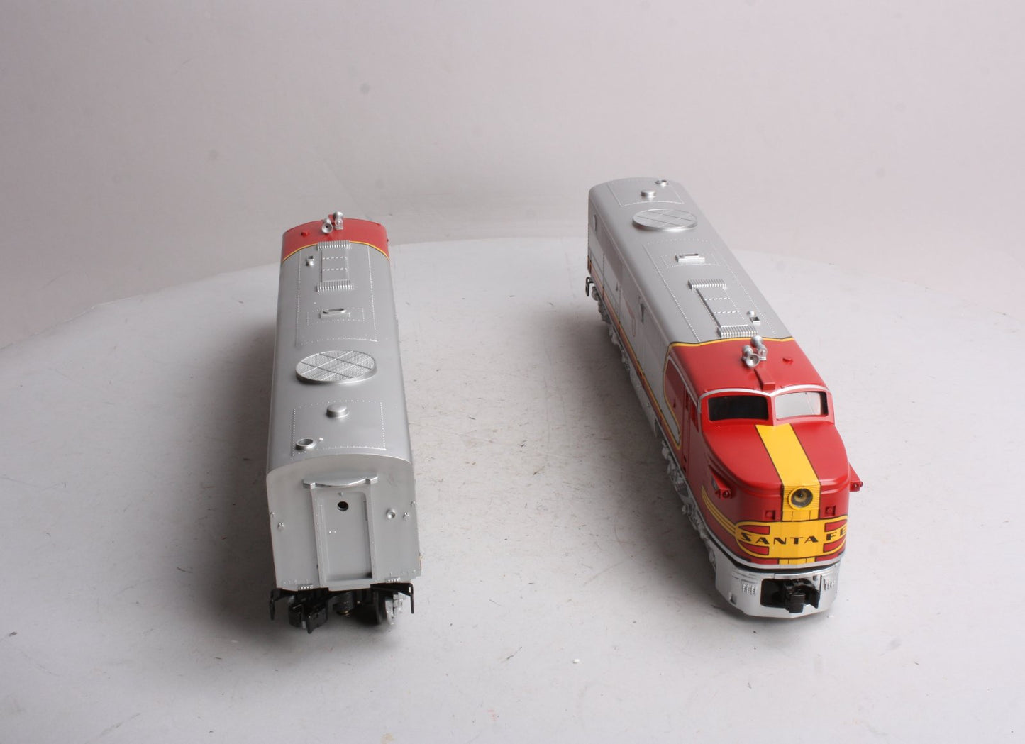 Williams 22601 O Gauge Santa Fe PA-1 AA Diesel Engine Set