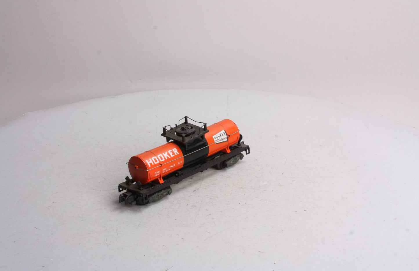 American Flyer 24324 Vintage S Gauge Hooker Tank Car #24324