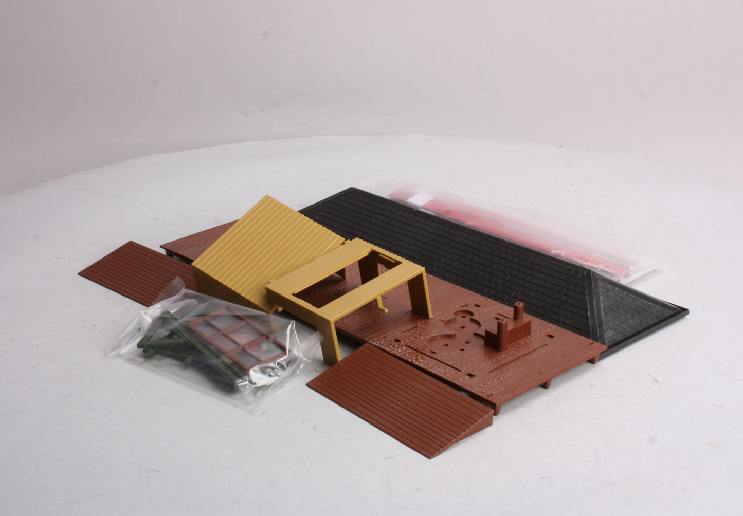 Lionel 6-22623 O Pennsylvania Commuter Train Station W/Station Stickers