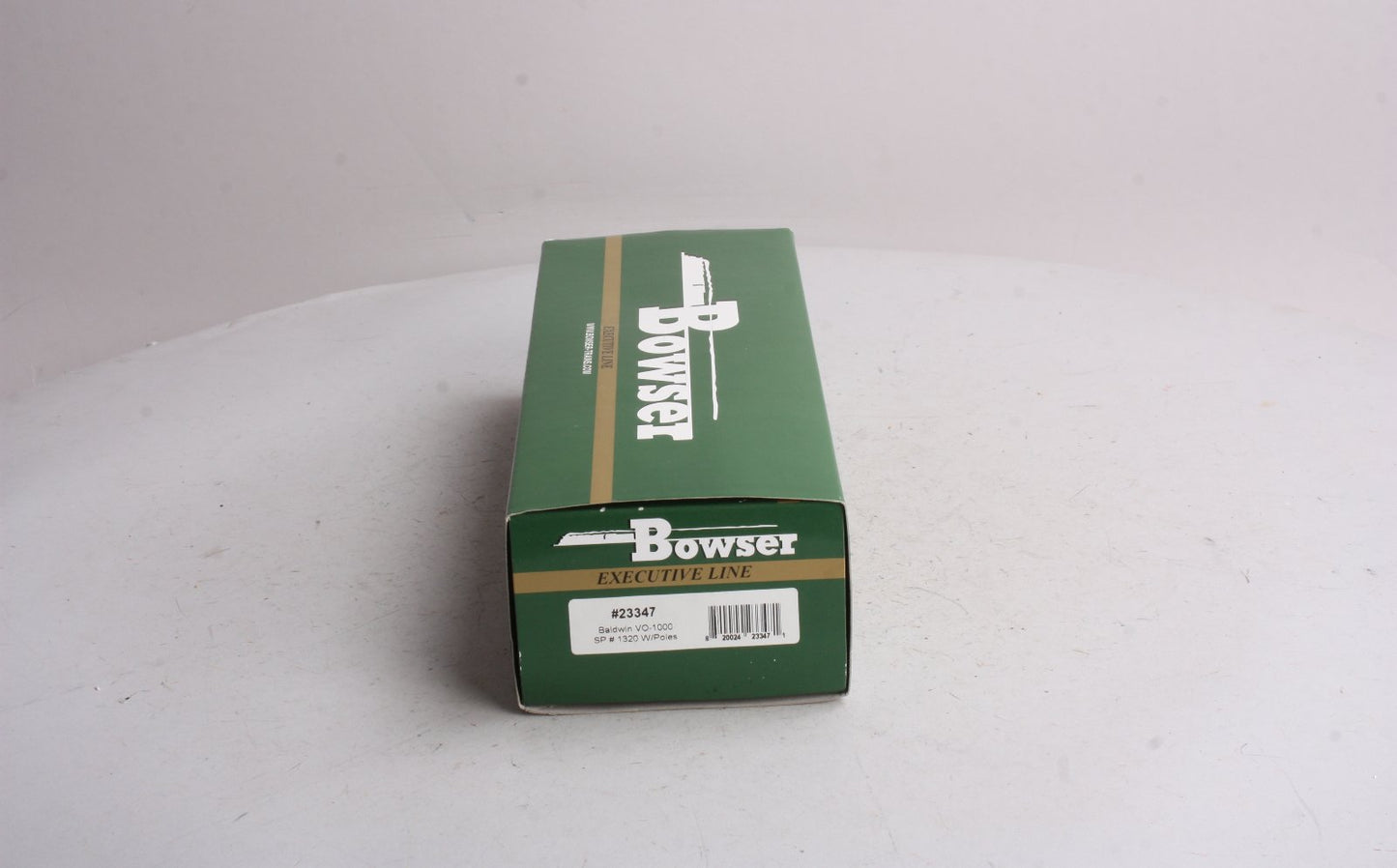Bowser 23347 HO VO-1000, SP #1320 with Poles
