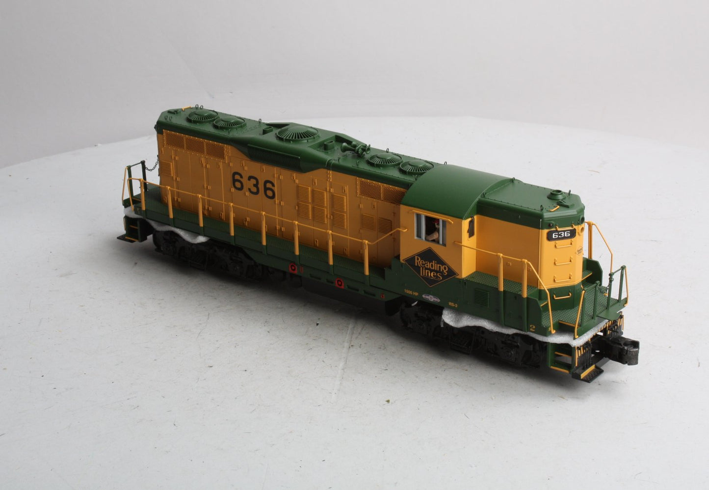 MTH 20-20202-3 Reading RDG GP-9 Non-Powered Diesel Engine #636