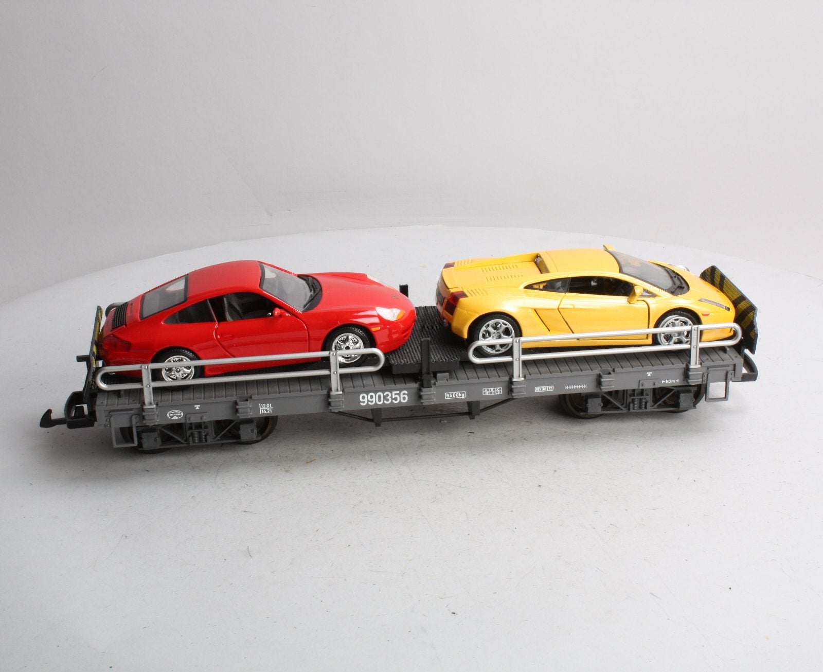 LGB 40594 AutoCarrier w/2 Sportscars