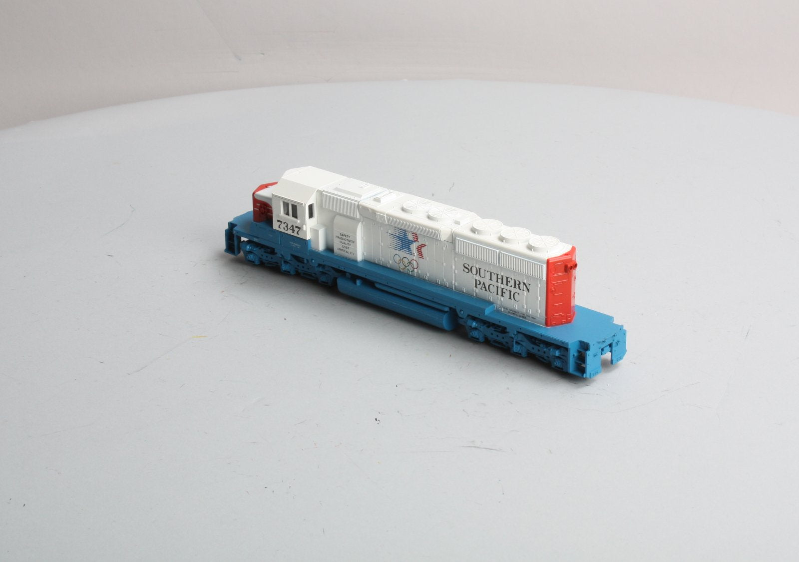 Athearn 4470 HO Southern Pacific Olympic SD40-2 Dummy Diesel Locomotive #7347