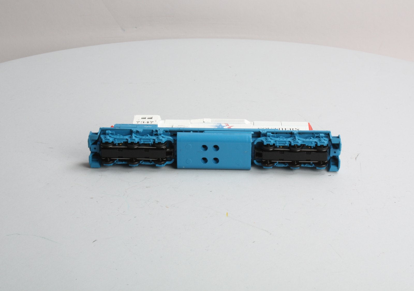 Athearn 4470 HO Southern Pacific Olympic SD40-2 Dummy Diesel Locomotive #7347