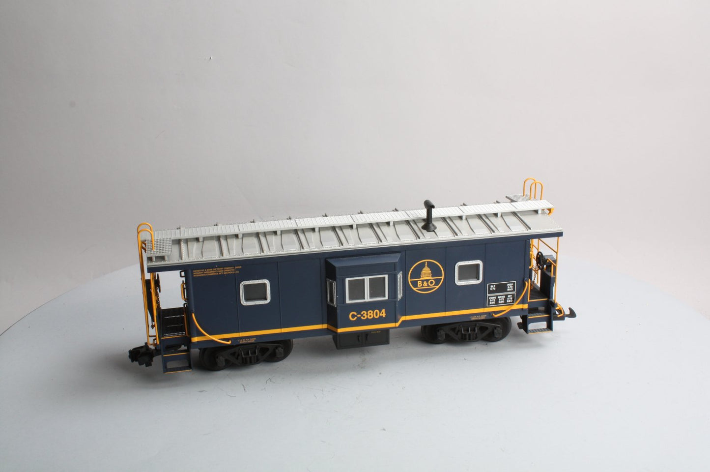 USA Trains 12066 G Baltimore & Ohio Bay Window Caboose #C3804