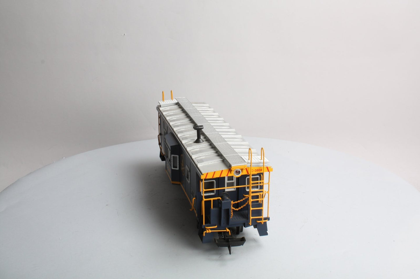 USA Trains 12066 G Baltimore & Ohio Bay Window Caboose #C3804