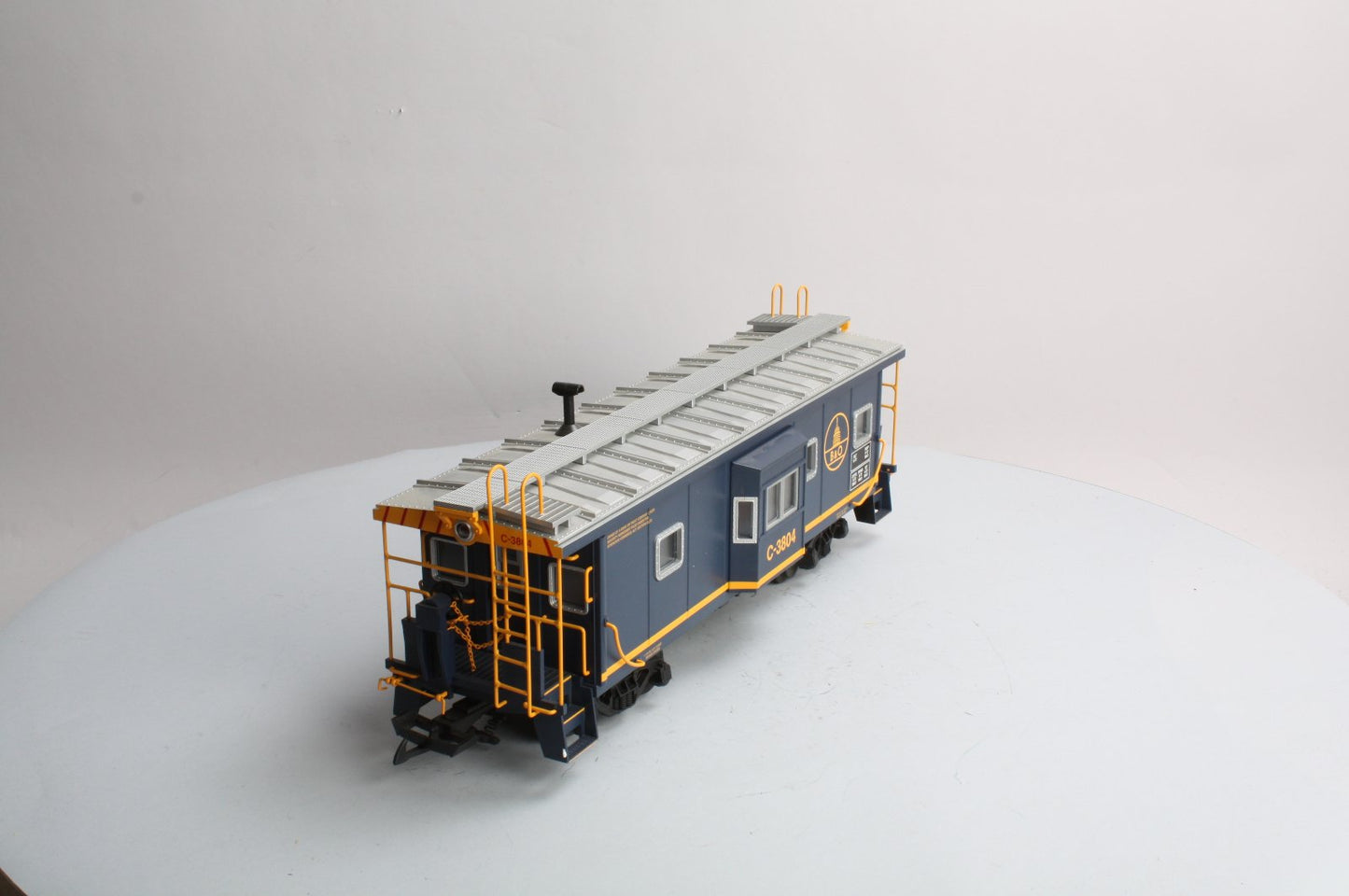 USA Trains 12066 G Baltimore & Ohio Bay Window Caboose #C3804