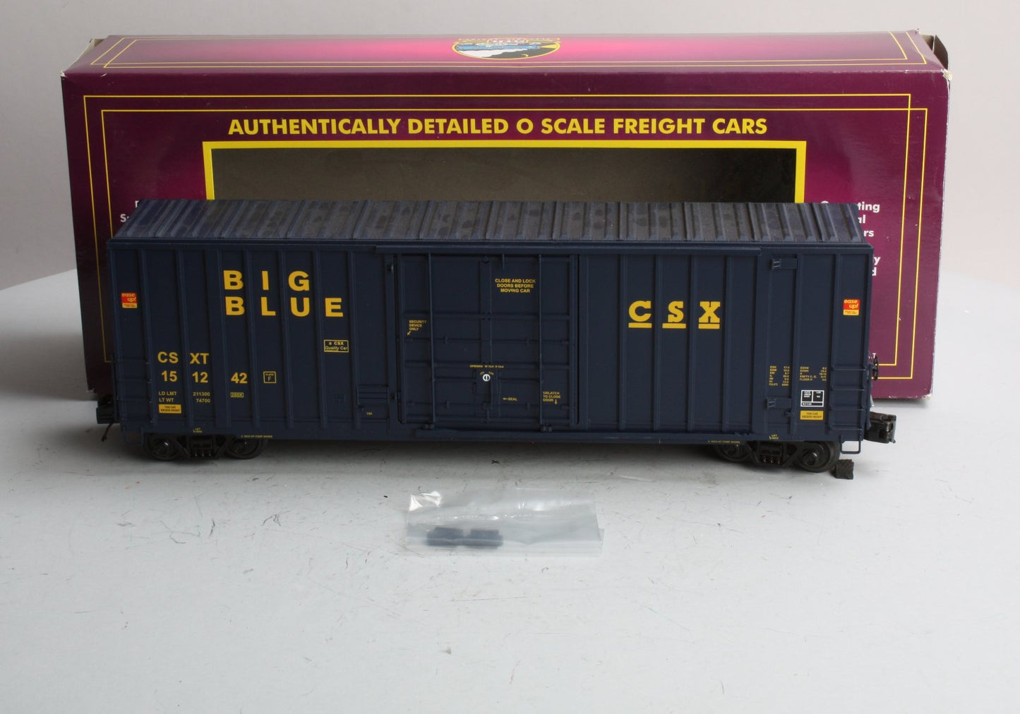 MTH 20-93415 O CSX 50’ High Cube Box Car #151242