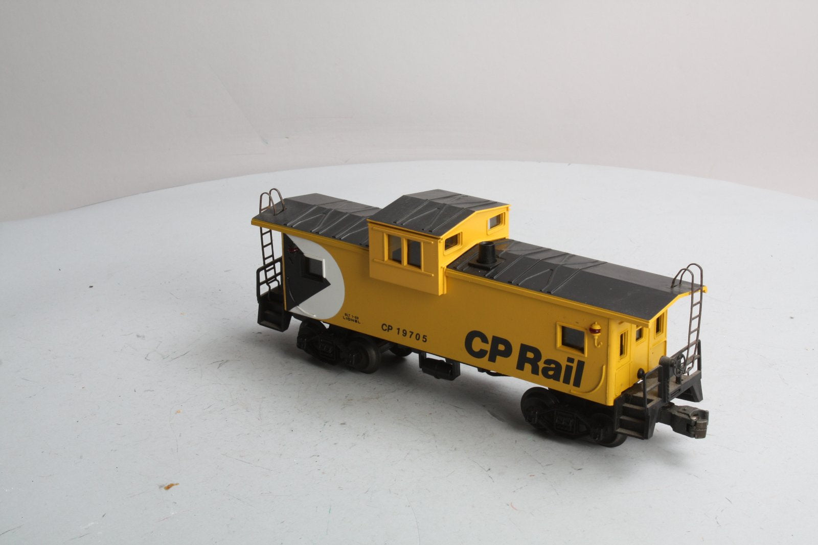 Lionel 6-19705 O Gauge CP Rail Extended Vision Caboose #19705