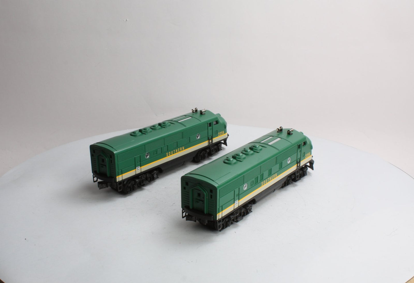 Williams 20192 F-3 AA Southern Powered and Dummy Locomotive Set