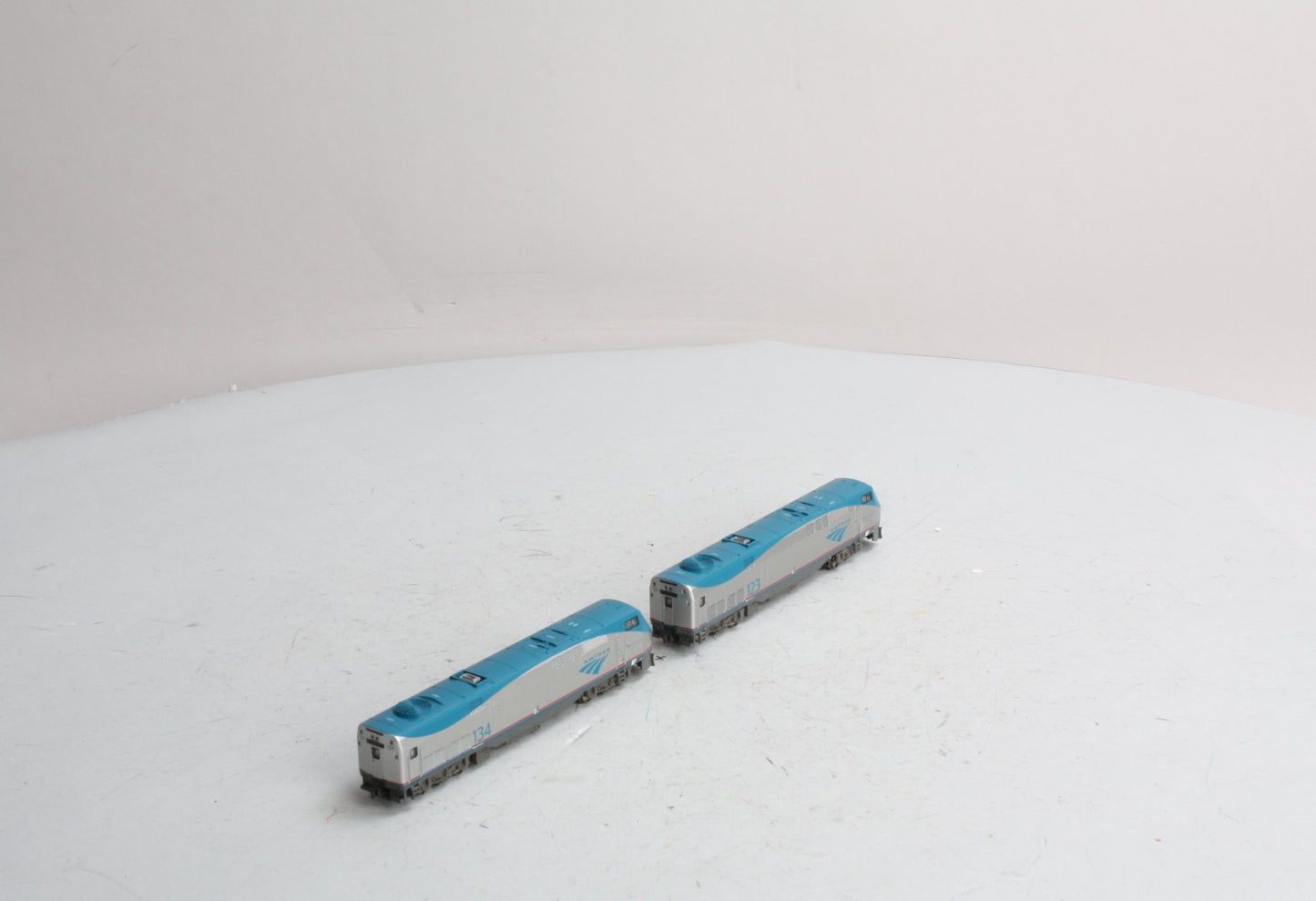 Kato 106-6103 N Amtrak Phase V Set #123 & #134