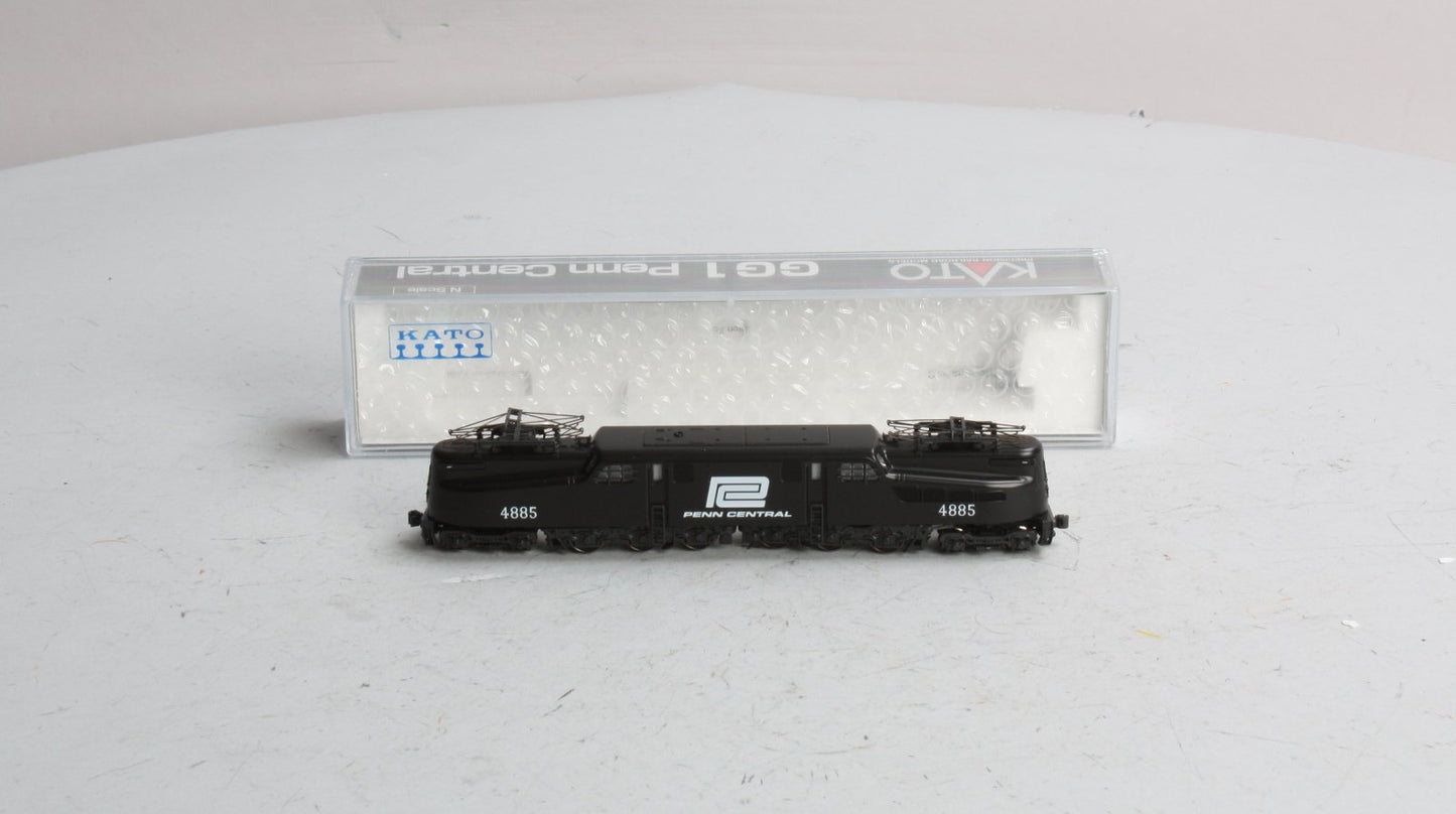 Kato 137-2023 N Scale Penn Central GG-1 Electric Locomotive #4885