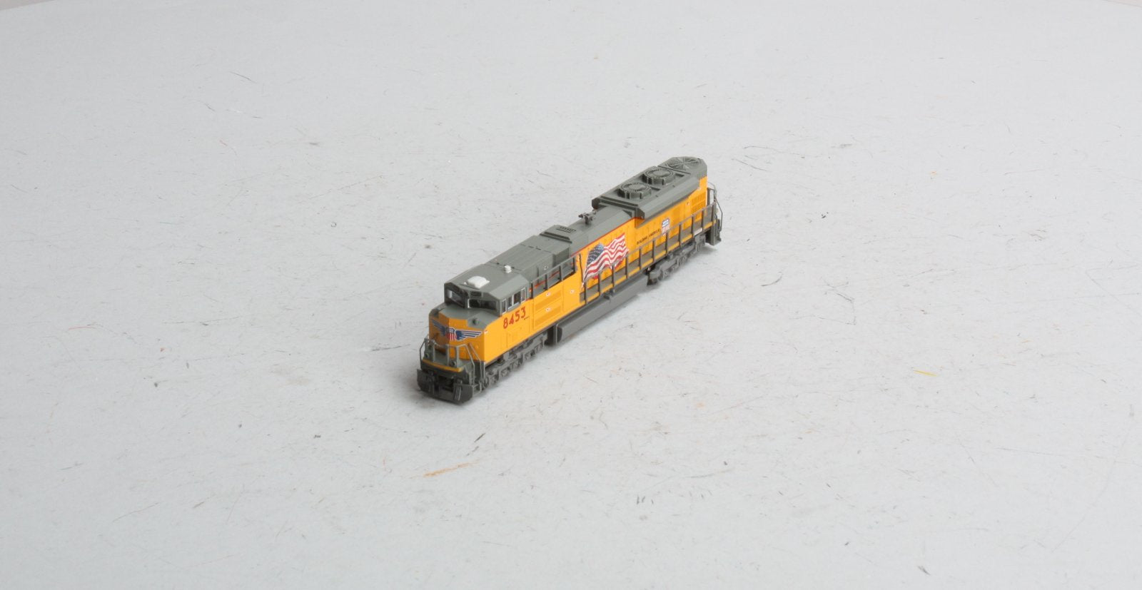 Kato 176-8425 N Scale Union Pacific 'Flag' SD70ACe Diesel Locomotive #8453