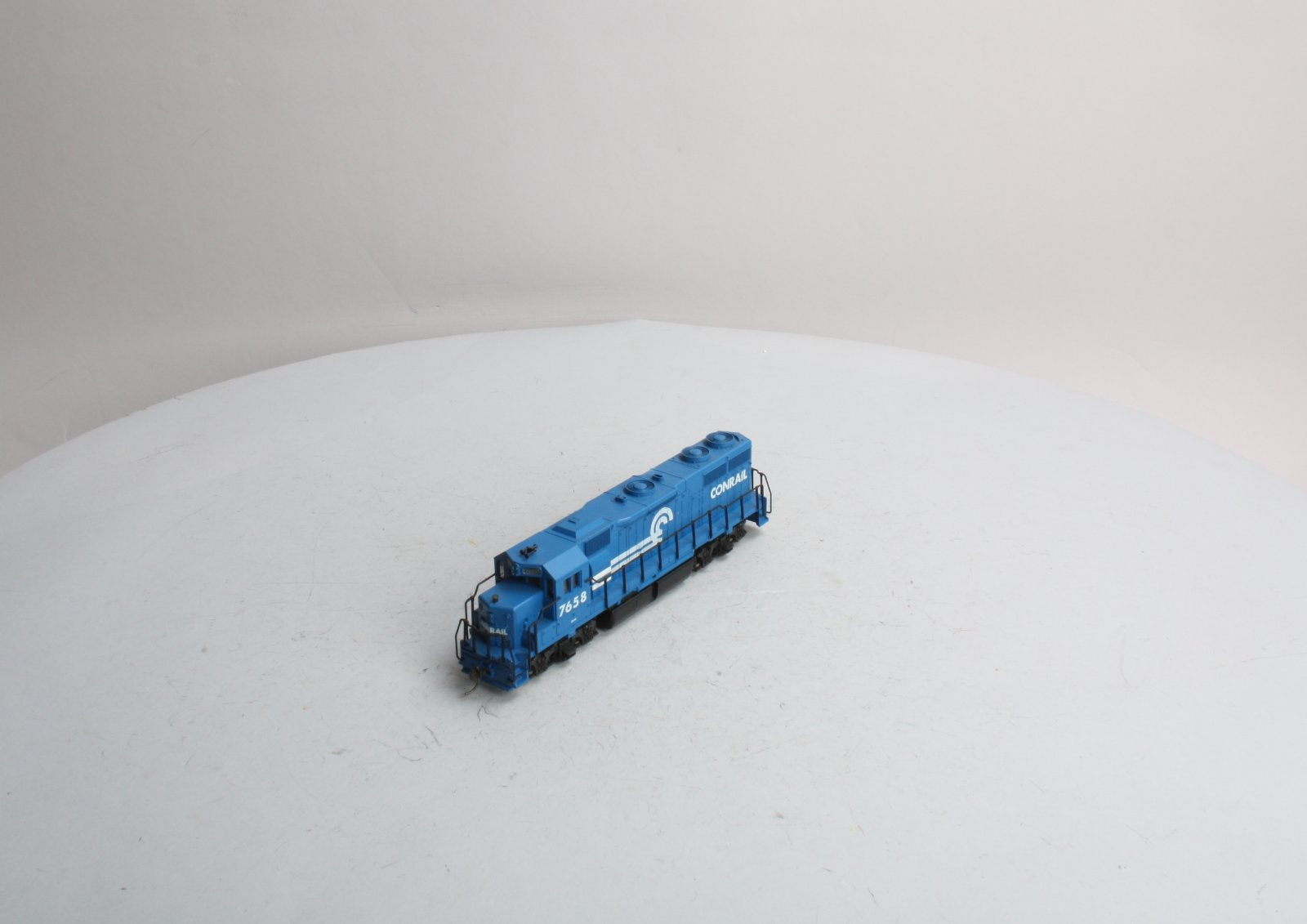 Atlas 7067 HO Scale Conrail GP 38 Diesel Locomotive #7658