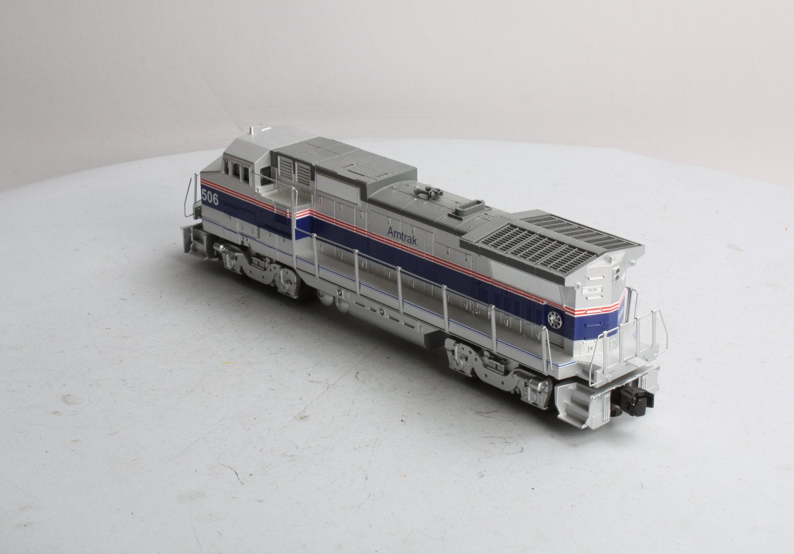 MTH 33-2032-1 Amtrak Dash-8 Diesel Engine w/Horn & Bell #506
