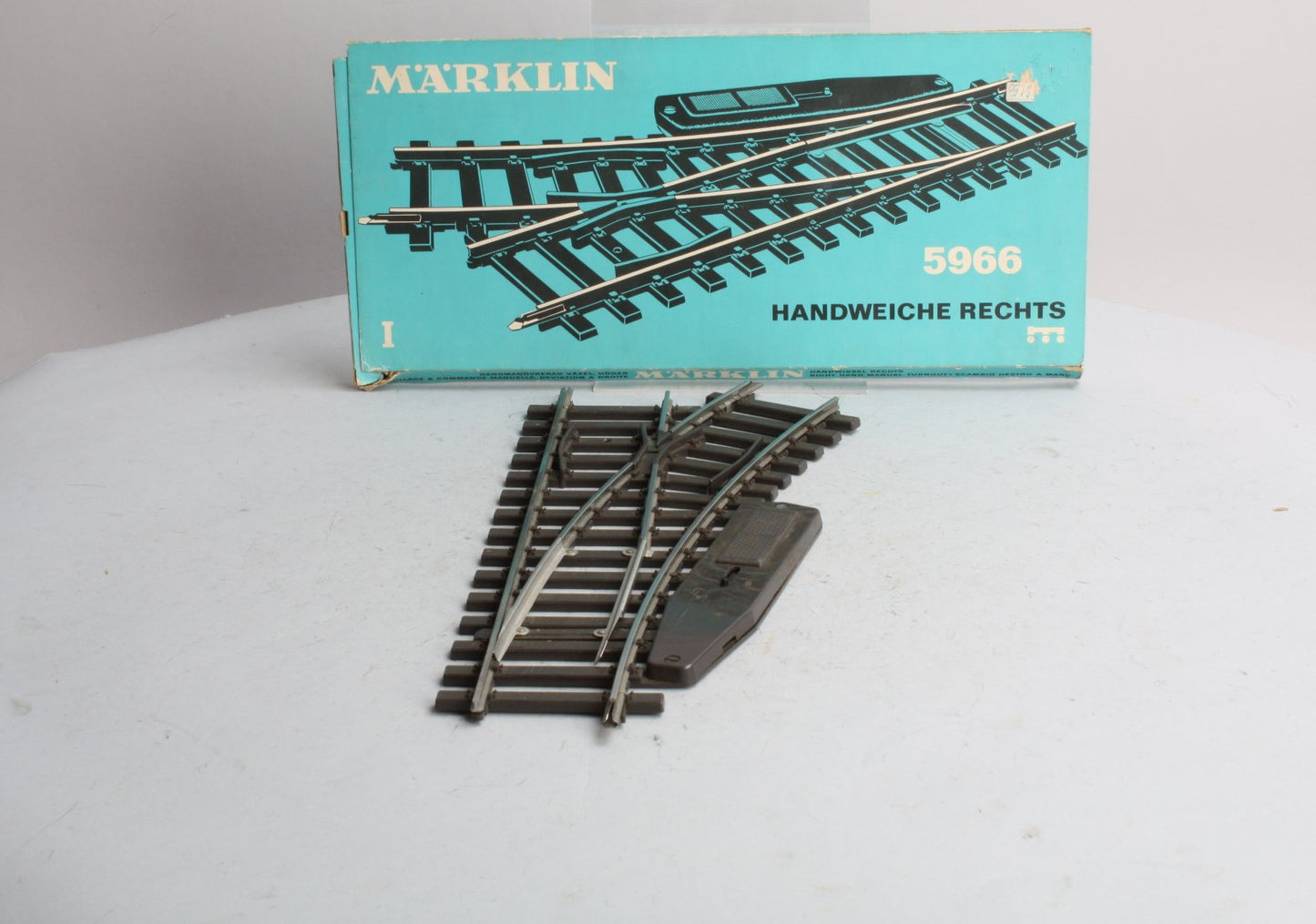 Marklin 5966 1 Gauge 23-5/8" Radius 30° Right Hand Manual Switch Turnout