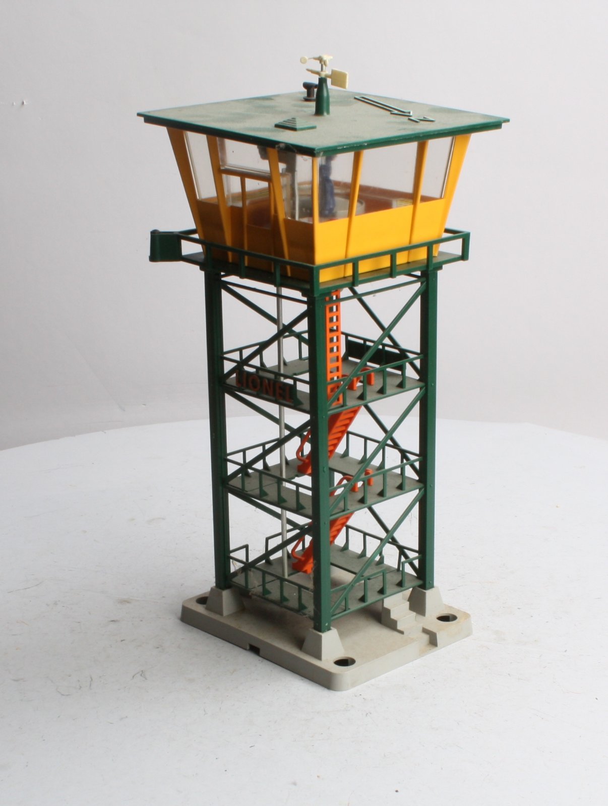 Lionel 192 Vintage O Operating Control Tower