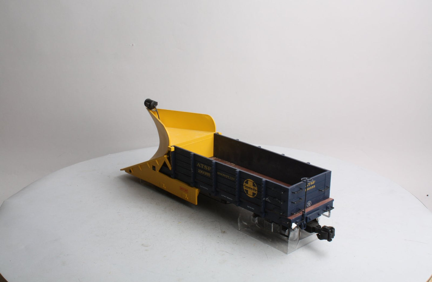 Aristo-Craft 46708 G Santa Fe Wedge Snow Plow