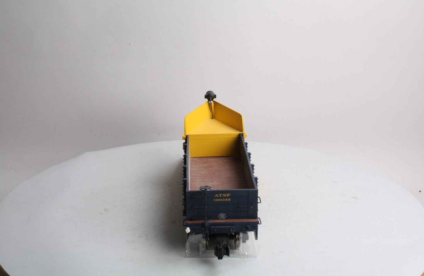 Aristo-Craft 46708 G Santa Fe Wedge Snow Plow