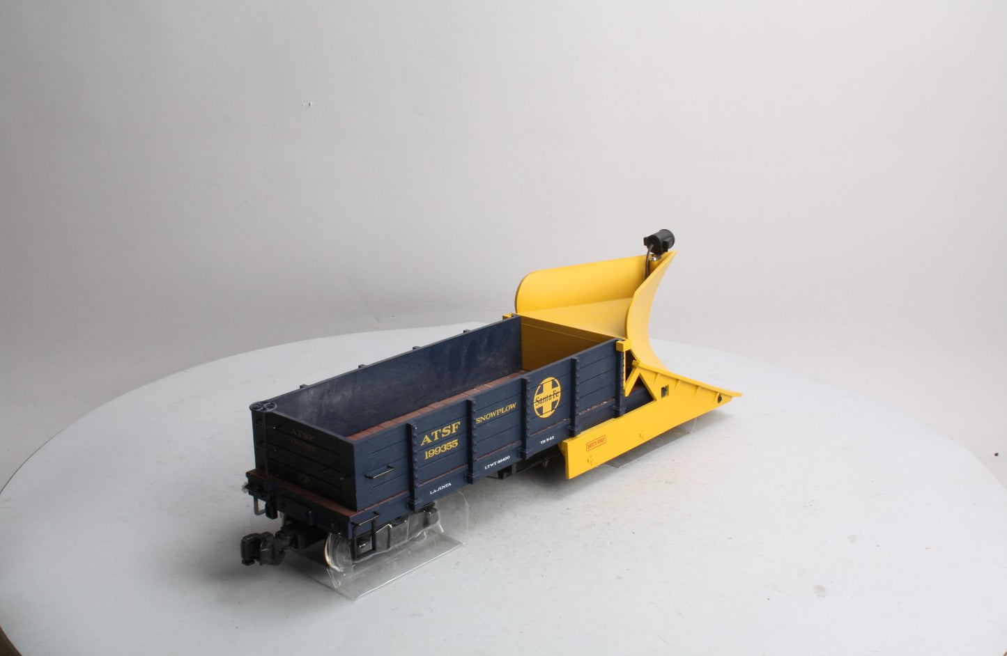 Aristo-Craft 46708 G Santa Fe Wedge Snow Plow
