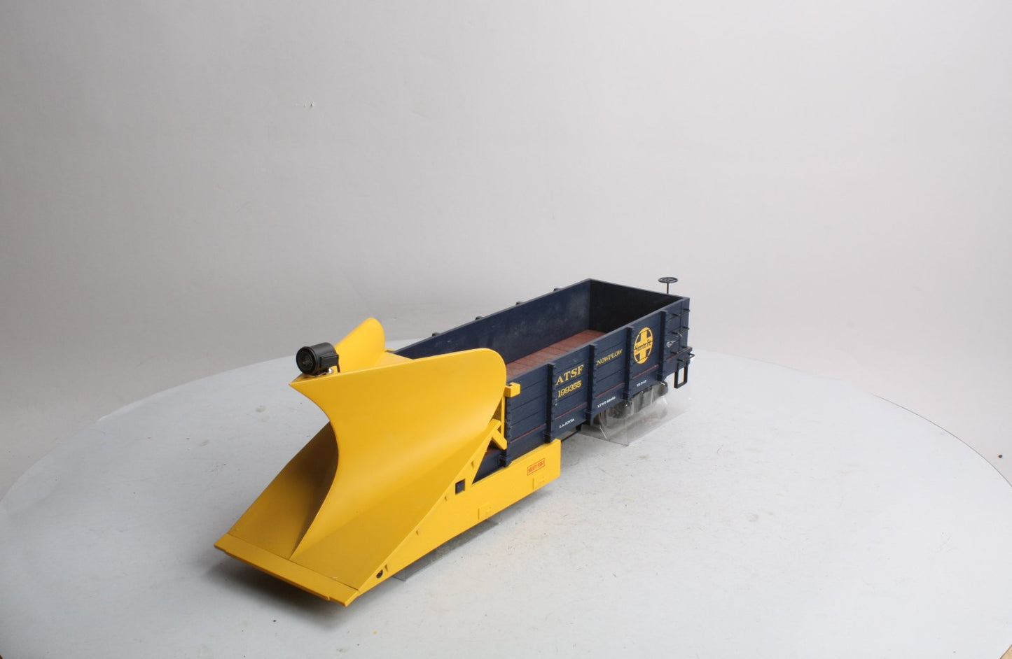 Aristo-Craft 46708 G Santa Fe Wedge Snow Plow