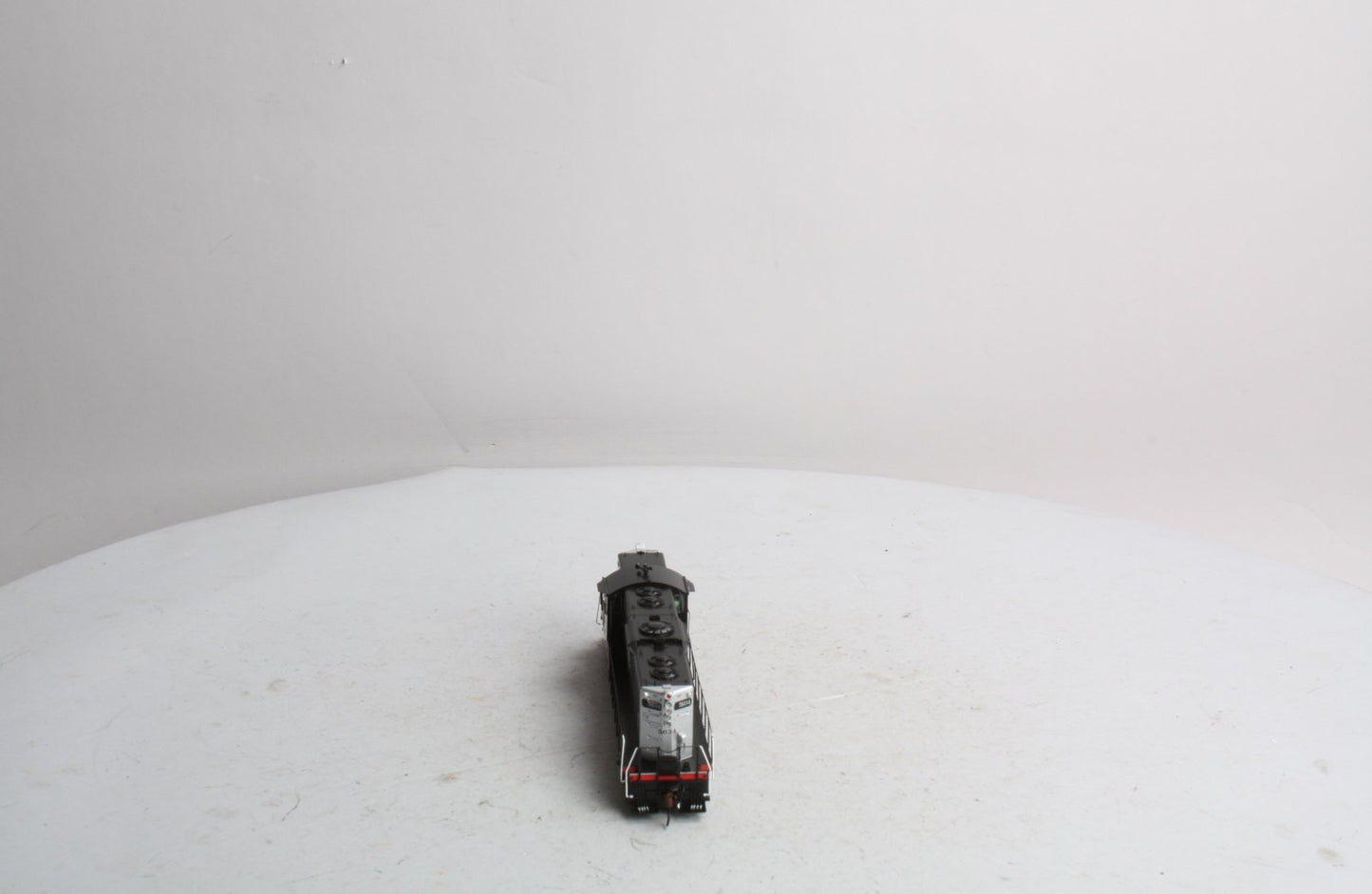 Athearn G62616 HO Scale Southern Pacific/Widow GP9 Diesel w/DCC & Sound #5634
