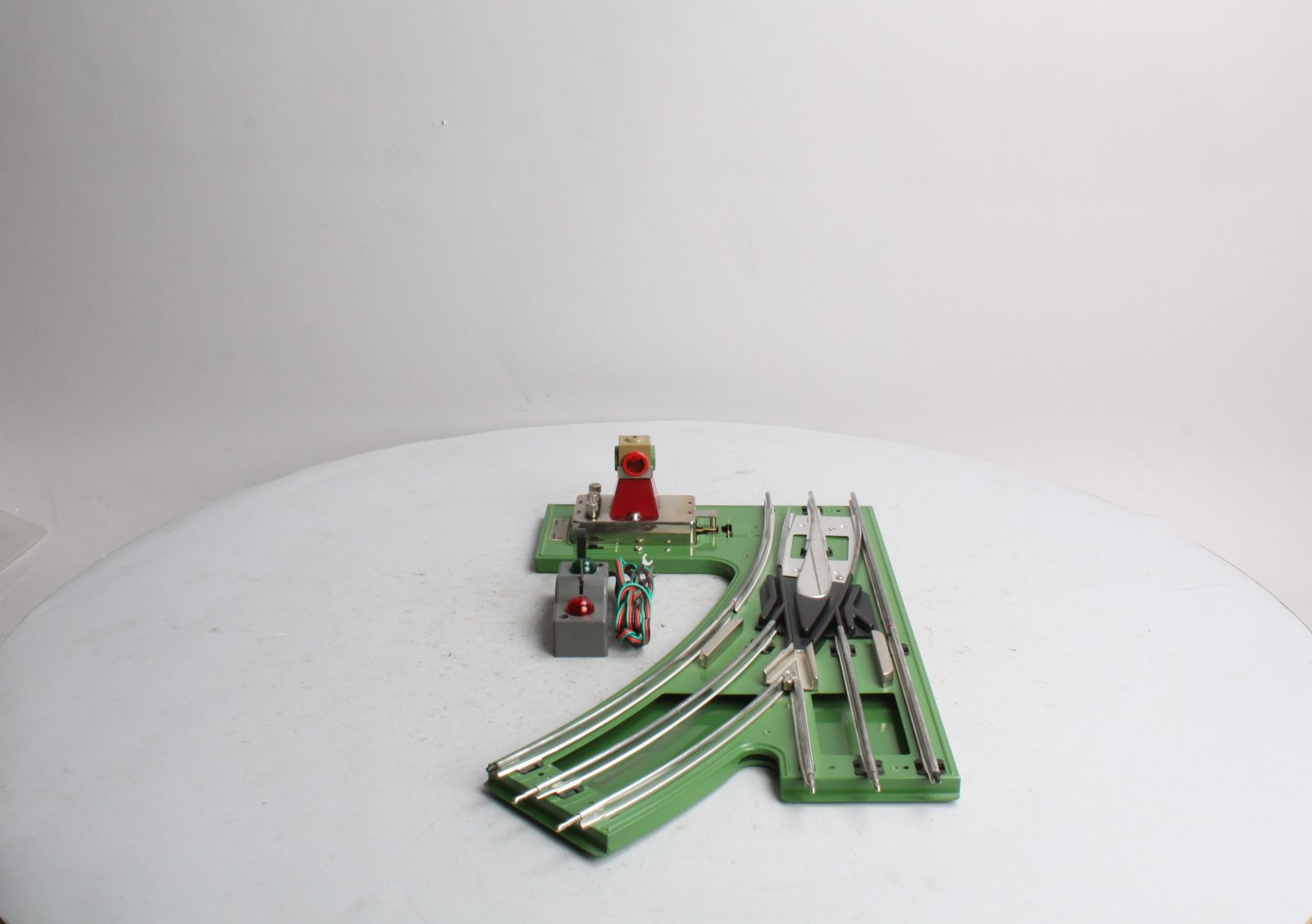 MTH 10-4001 Standard Gauge Right Hand 42