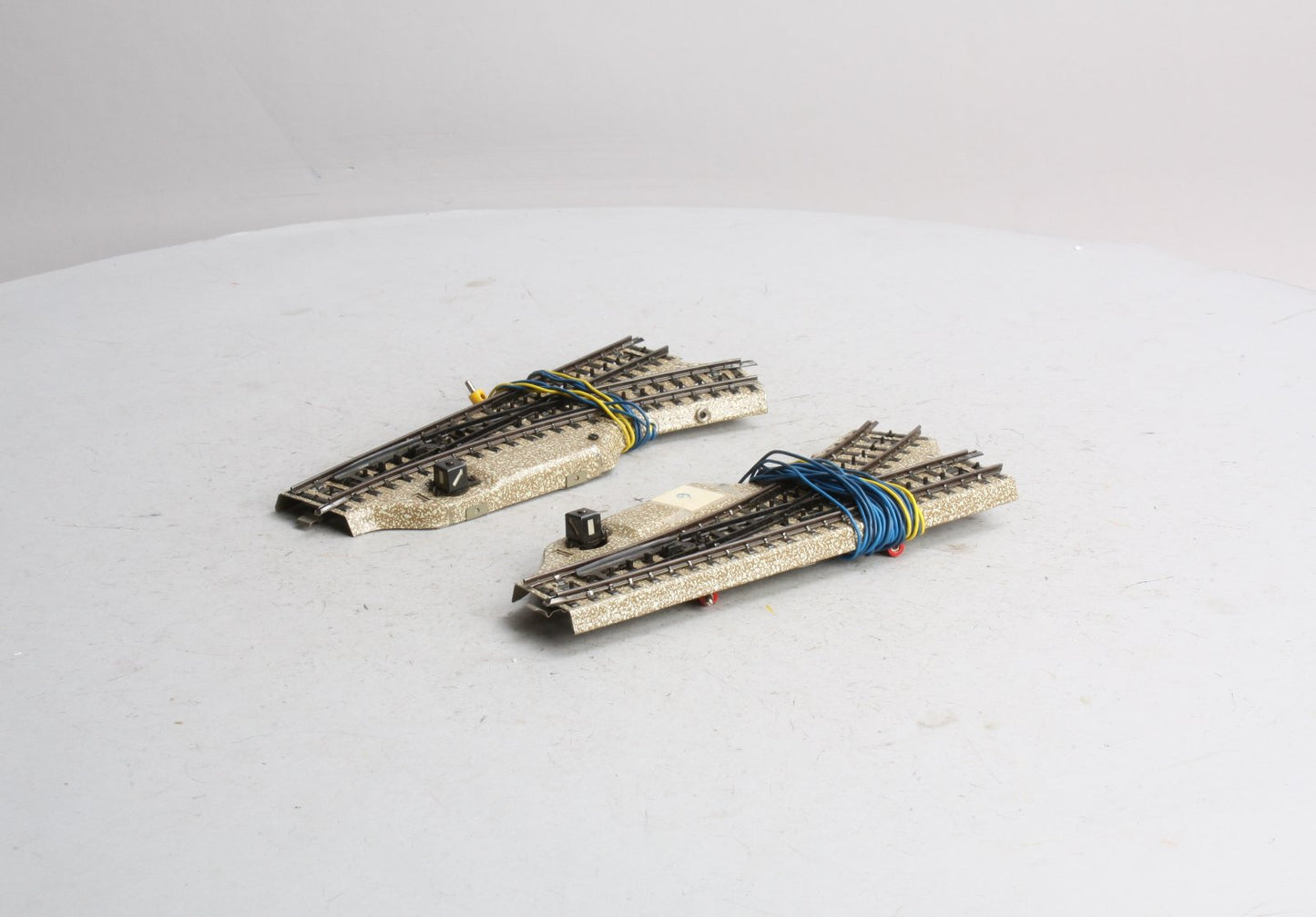 Marklin 5117 HO Scale Left and Right Track Turnouts (One Pair)