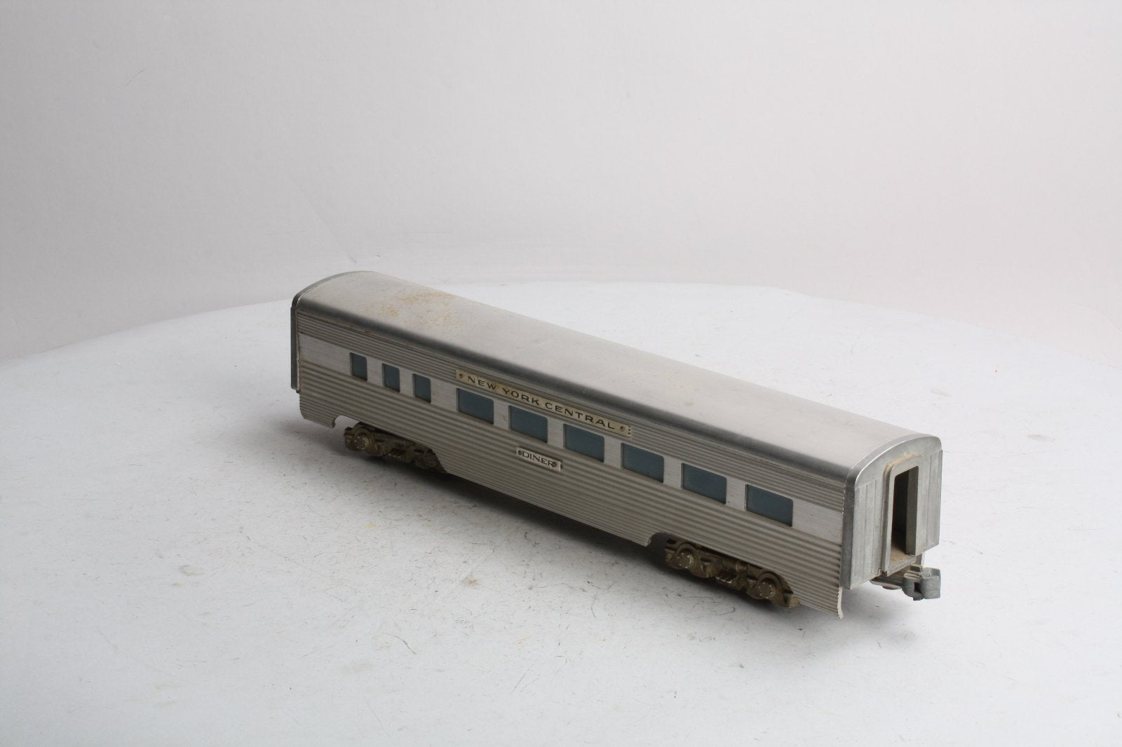 AMT 3003 Vintage O New York Central Diner Car