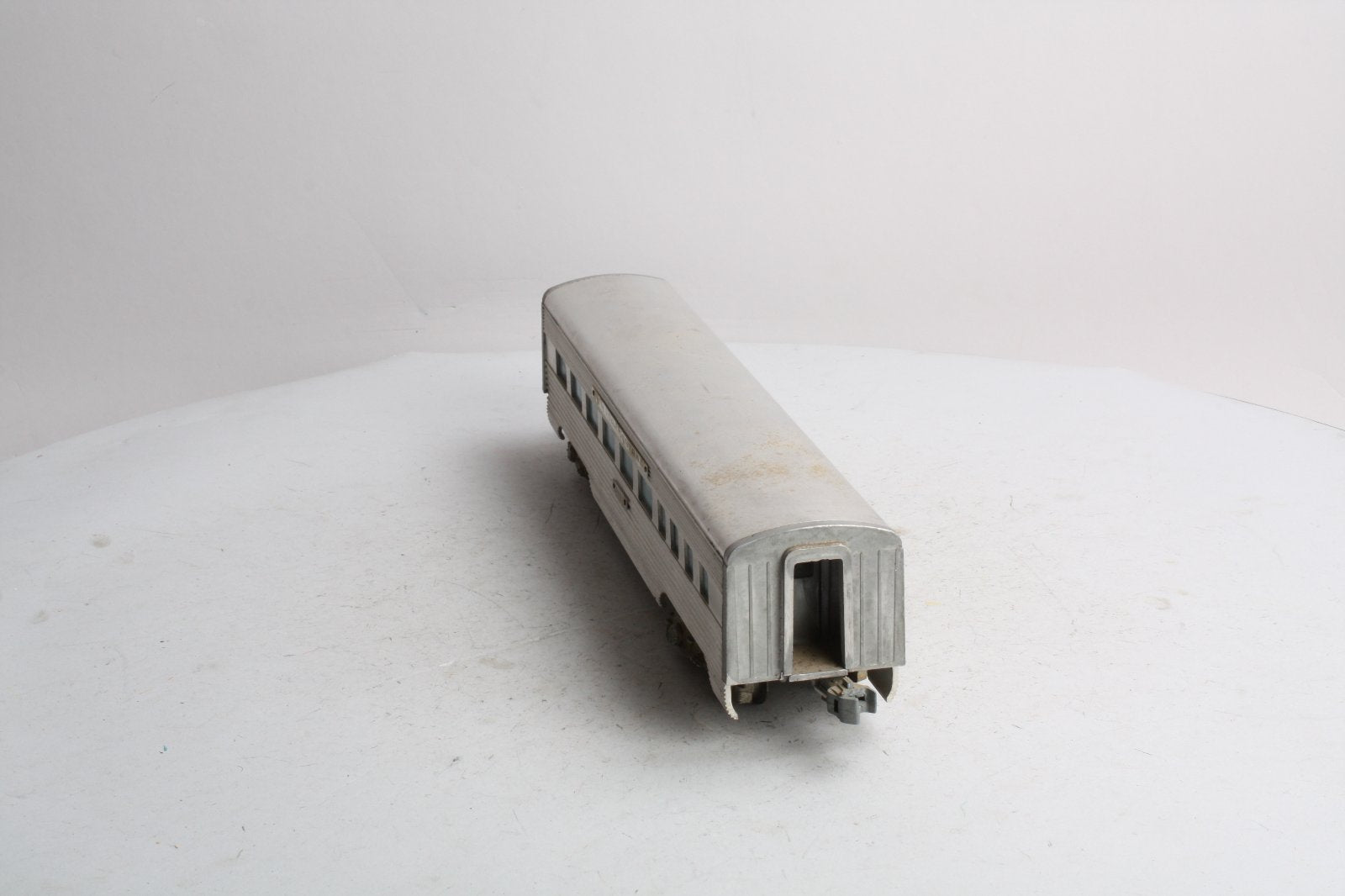 AMT 3003 Vintage O New York Central Diner Car