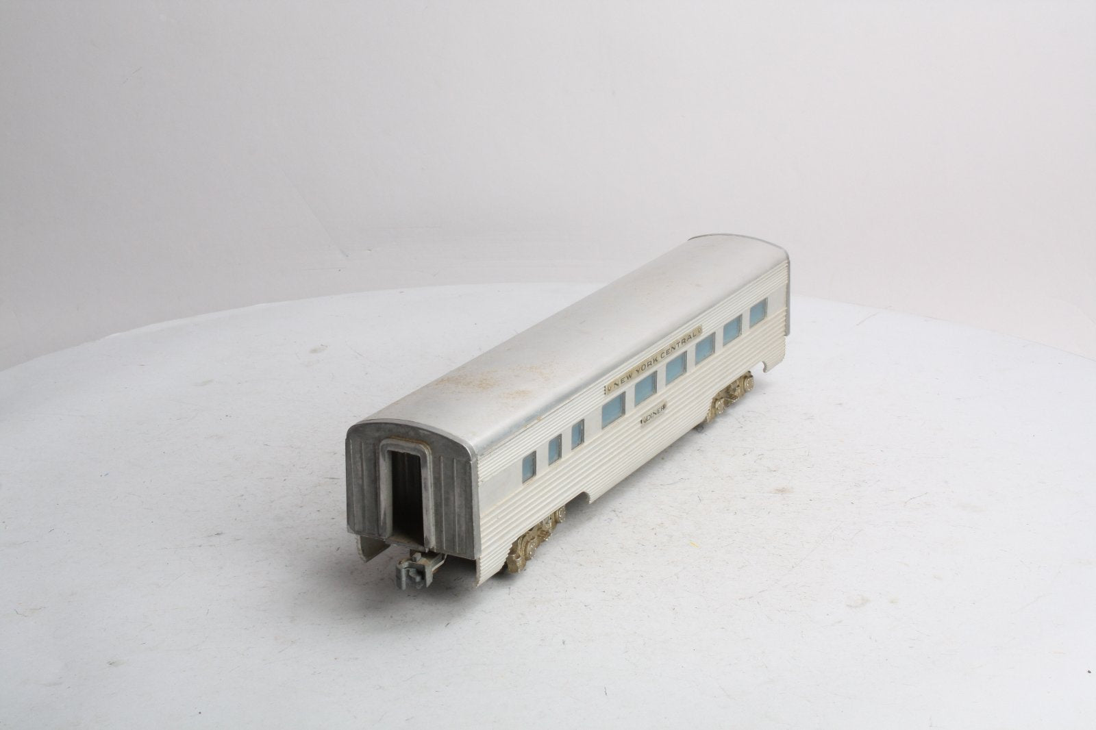 AMT 3003 Vintage O New York Central Diner Car