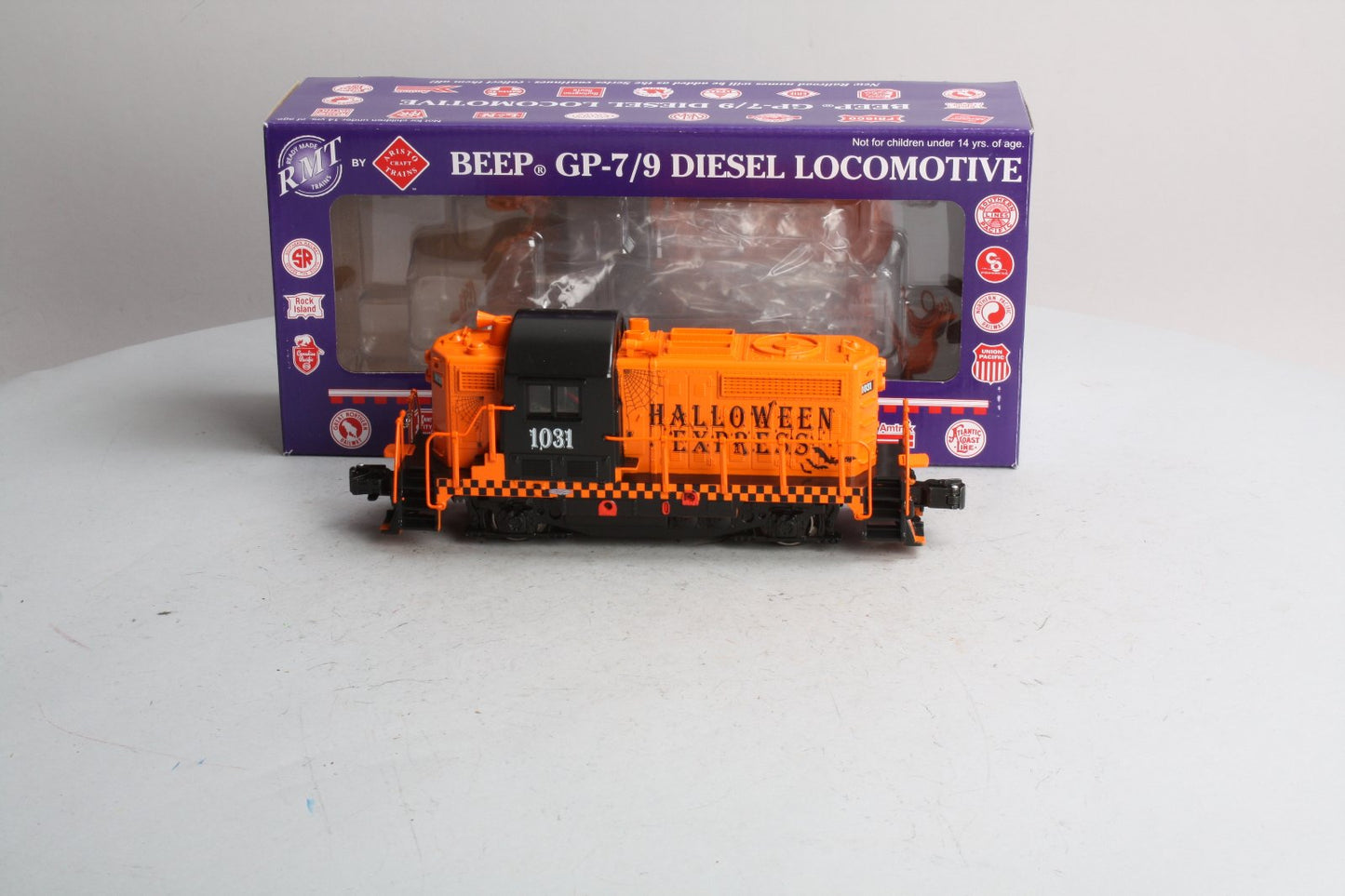 RMT 92472 O Halloween GP7 BEEP Diesel Locomotive #1803