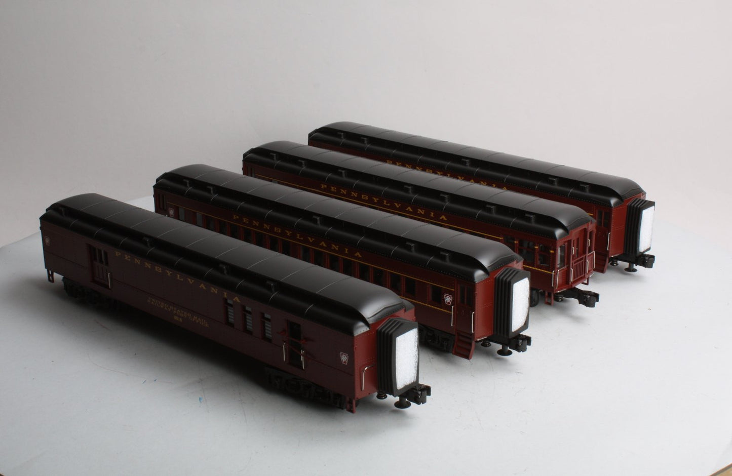 MTH 30-69115 O Pennsylvania RailKing 60' Madison Passenger Set (Set of 4)