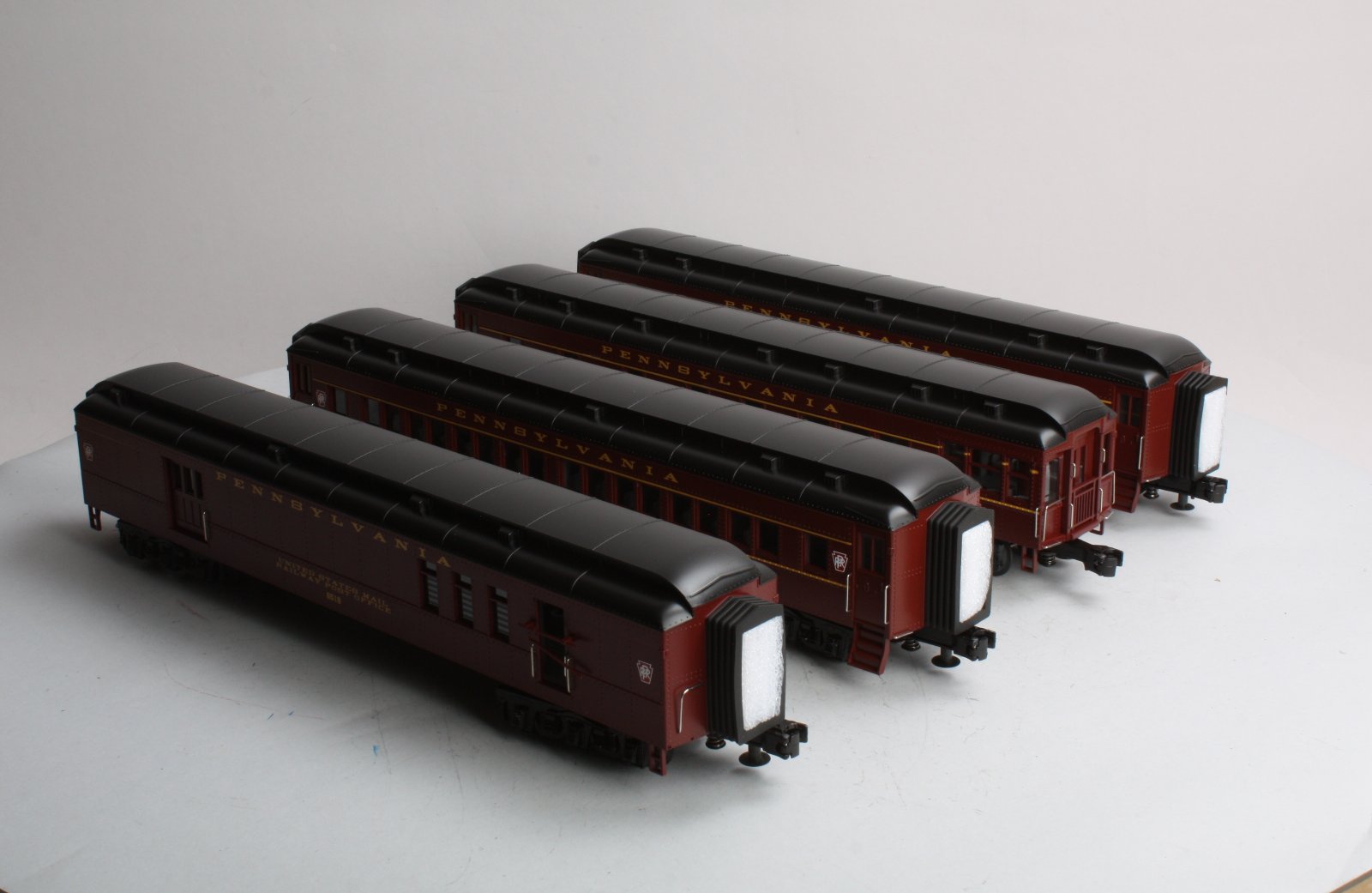 MTH 30-69115 O Pennsylvania RailKing 60' Madison Passenger Set (Set of 4)
