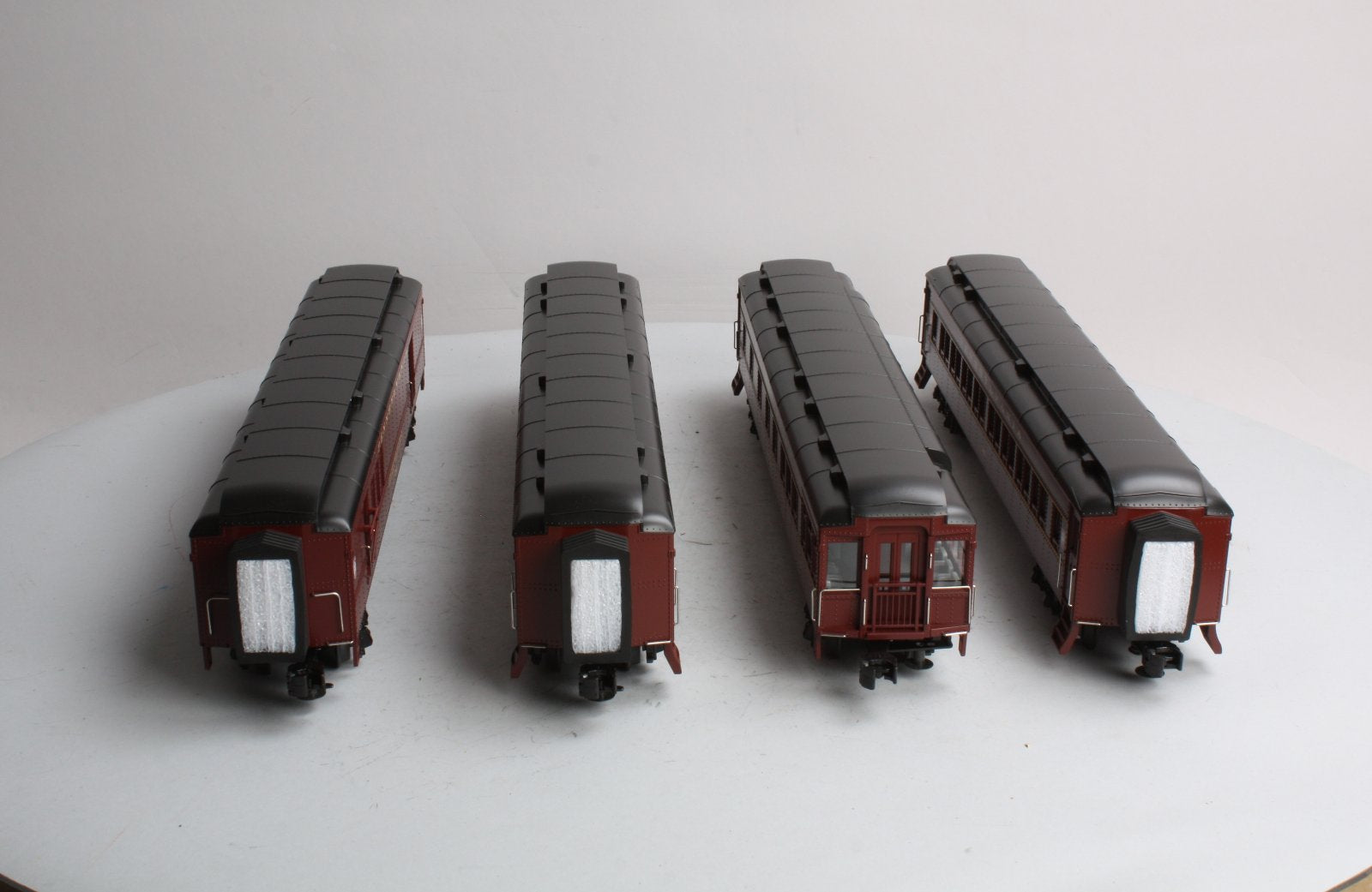 MTH 30-69115 O Pennsylvania RailKing 60' Madison Passenger Set (Set of 4)