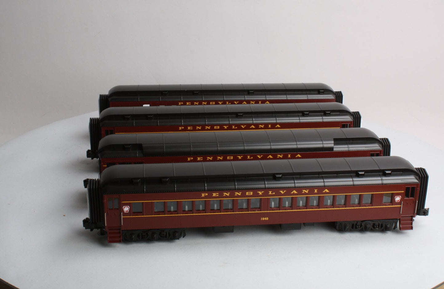 MTH 30-69115 O Pennsylvania RailKing 60' Madison Passenger Set (Set of 4)