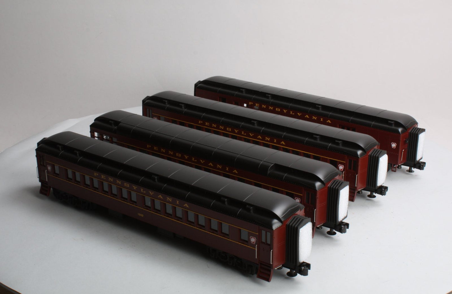 MTH 30-69115 O Pennsylvania RailKing 60' Madison Passenger Set (Set of 4)