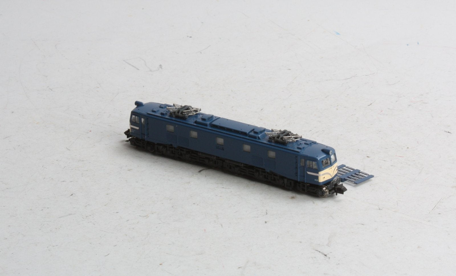 Kato 3020-1 EF58 Electric Locomotive