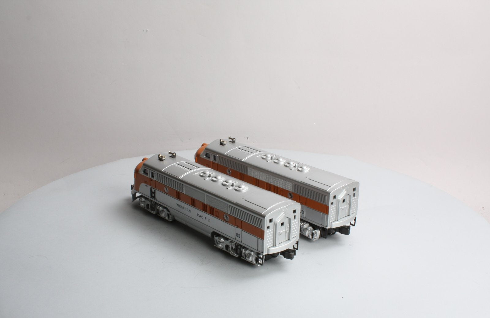 Williams 20193 O Western Pacific F3 AA Powered and Dummy Diesel Locomotive Set