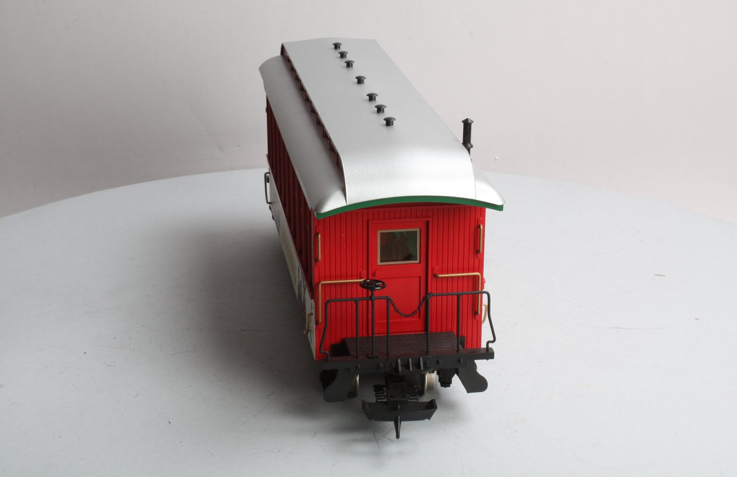 USA Trains 30306 G Christmas Overton Passenger Car (Metal Wheels)