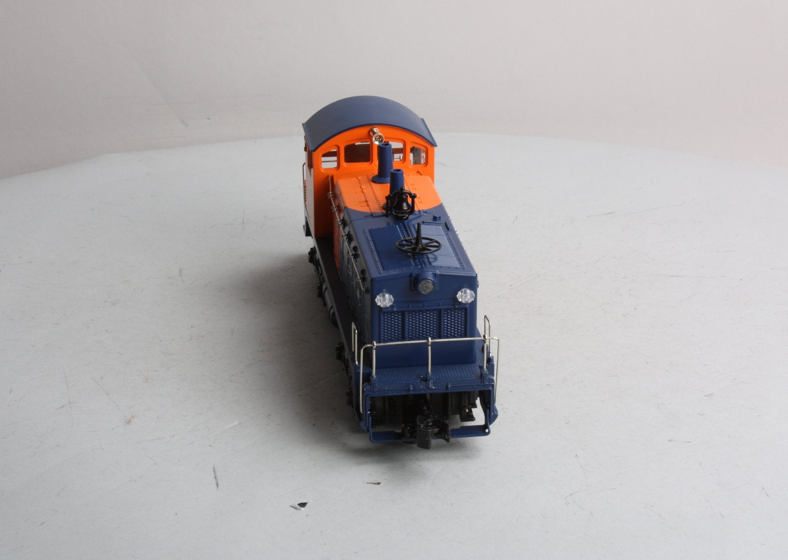 Williams 21697 O Gauge Seaboard NW-2 Switcher Powered Locomotive