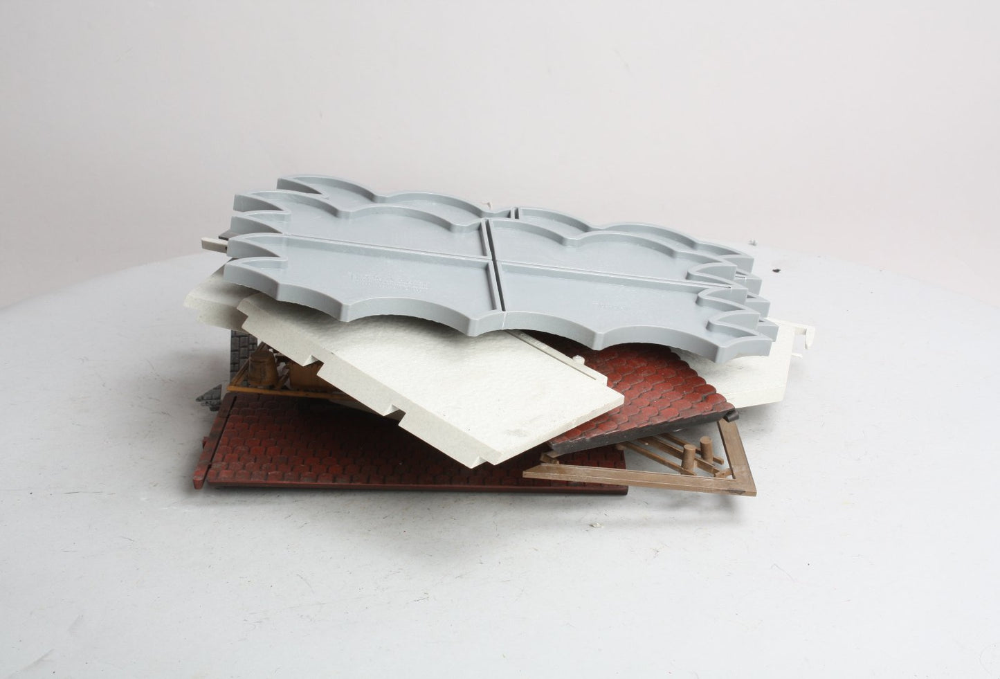 Pola 1847 G Scale Baking House Building Kit