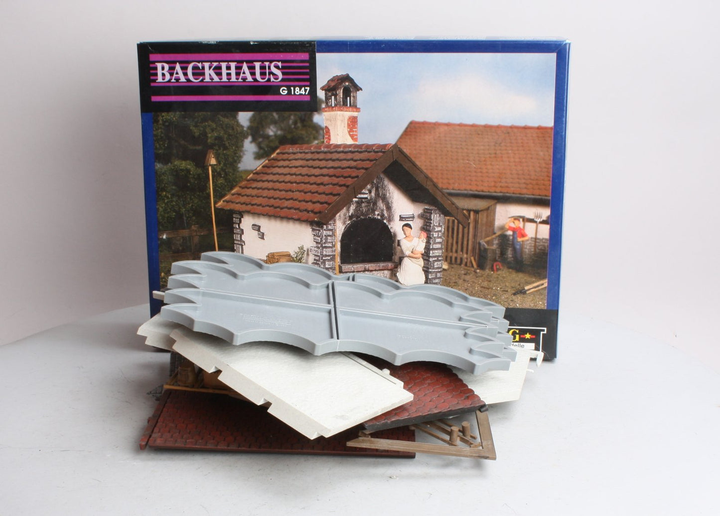 Pola 1847 G Scale Baking House Building Kit