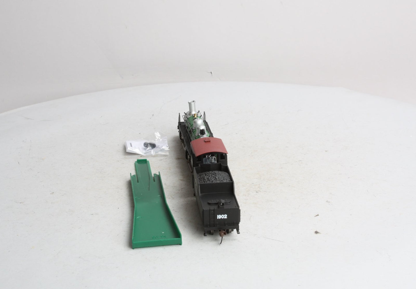 Mantua 345001 HO Great Northern 2-6-6-2 Steam Locomotive with Tender