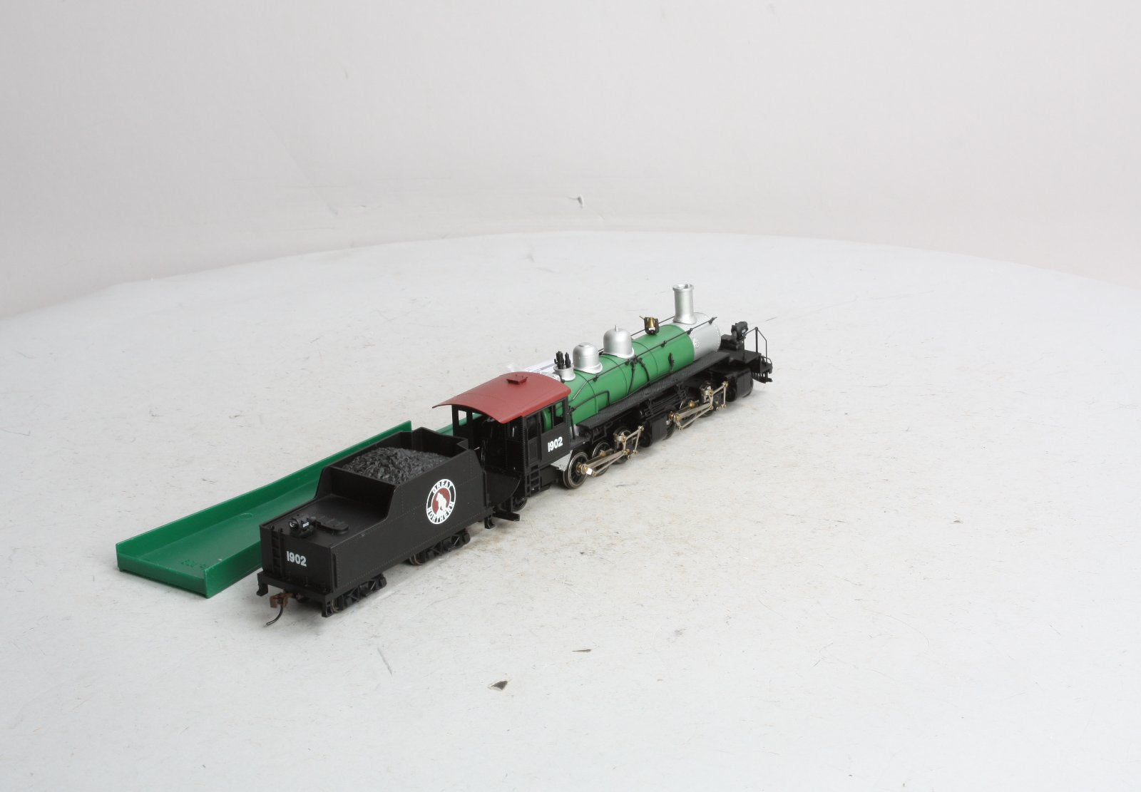 Mantua 345001 HO Great Northern 2-6-6-2 Steam Locomotive with Tender