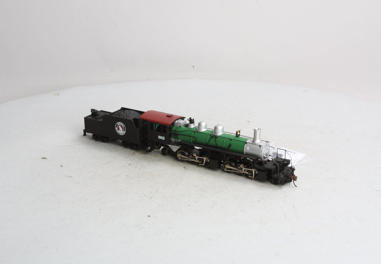 Mantua 345001 HO Great Northern 2-6-6-2 Steam Locomotive with Tender