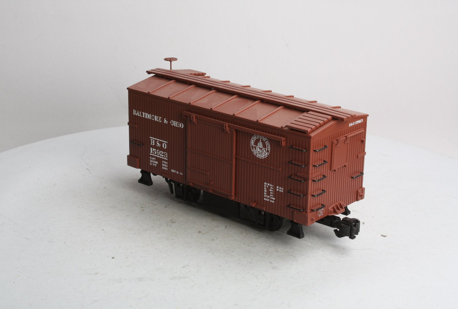 Aristo-Craft 40305 G Scale Baltimore and Ohio 20' Box Car #15923