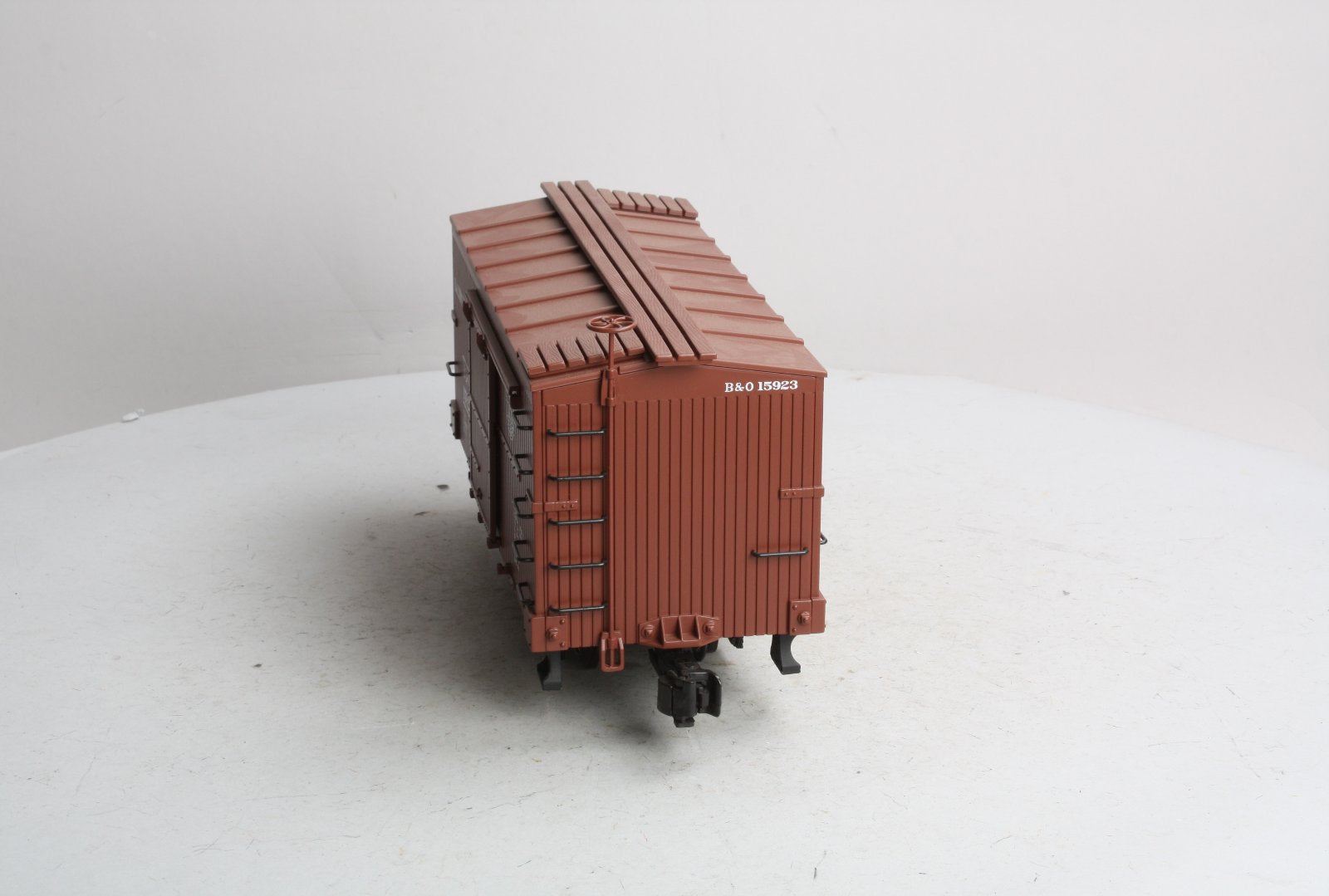 Aristo-Craft 40305 G Scale Baltimore and Ohio 20' Box Car #15923
