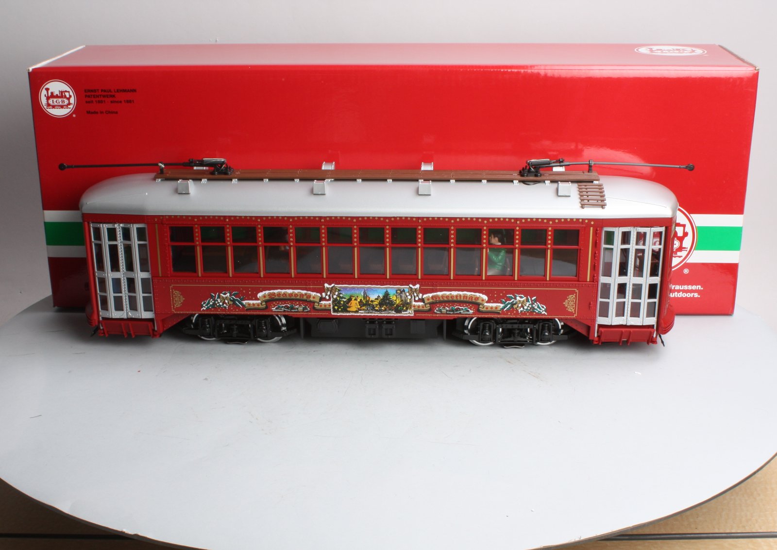 LGB 22382 G Scale Christmas Streetcar w/Sound - Metal Wheels
